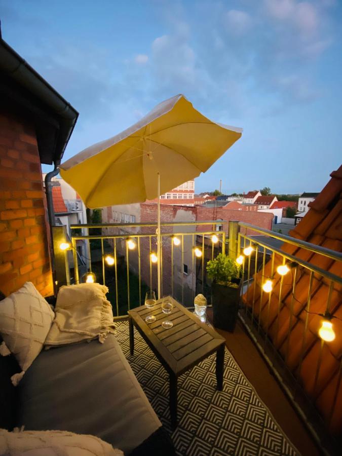 Home Cinema - Balcony - Wi-Fi & Streams Magdeburgo Exterior foto